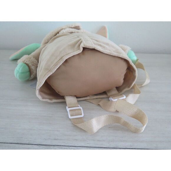 Star Wars The Mandalorian "Baby Yoda" Plush Toy Backpack - Picture 4 of 4